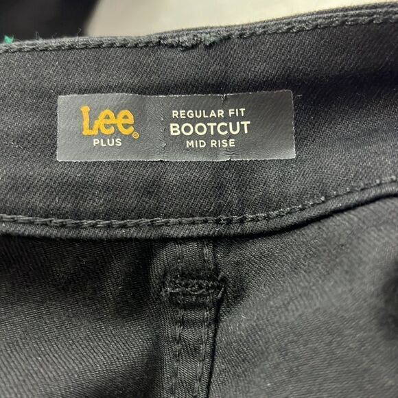 Lee Plus Regular Fit Bootcut Mid Rise Black Jeans NWT size 16W - Picture 10 of 13